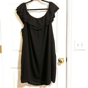 2XL black dress, only tried on, super comfortable and flowy